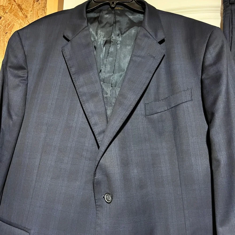 Jos. A. Bank Reserve Navy Blue Glen Plaid 100% Wool Suit 48R W42 3405/2DB